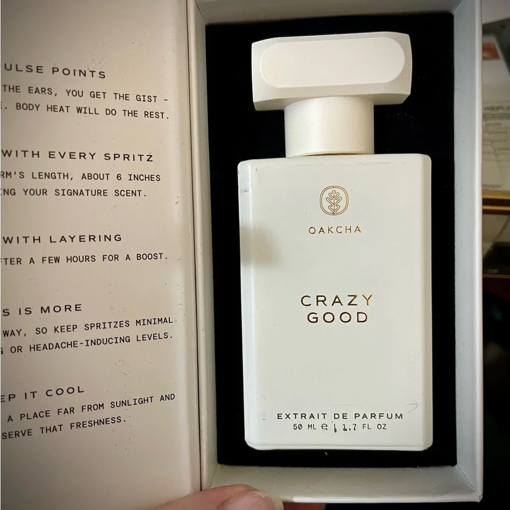 NIB Oakcha Crazy Good Extrait de Parfum - Picture 1 of 2